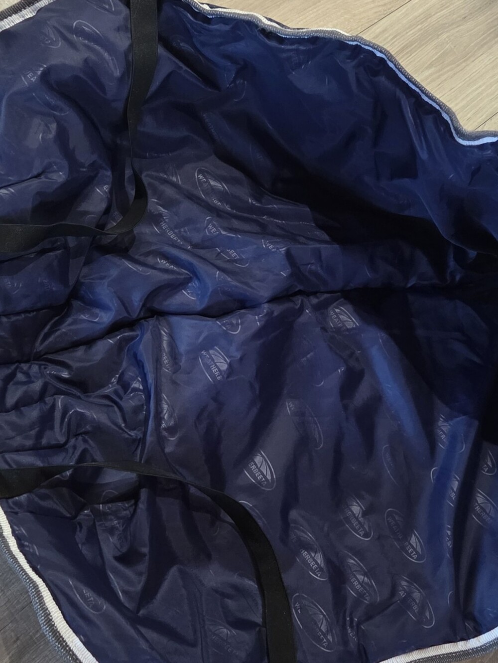 WeatherBeeta ComFiTec 1200D Deluxe Waterproof Dog Coat - Picture 4 of 5